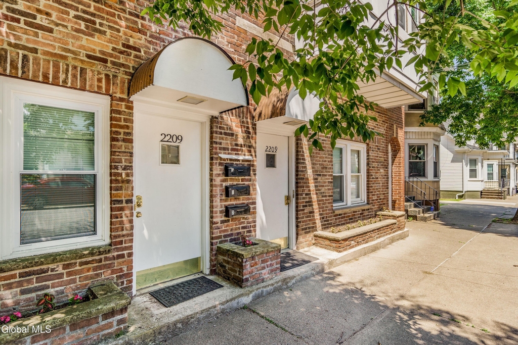 2209 15th Street - Photo 9