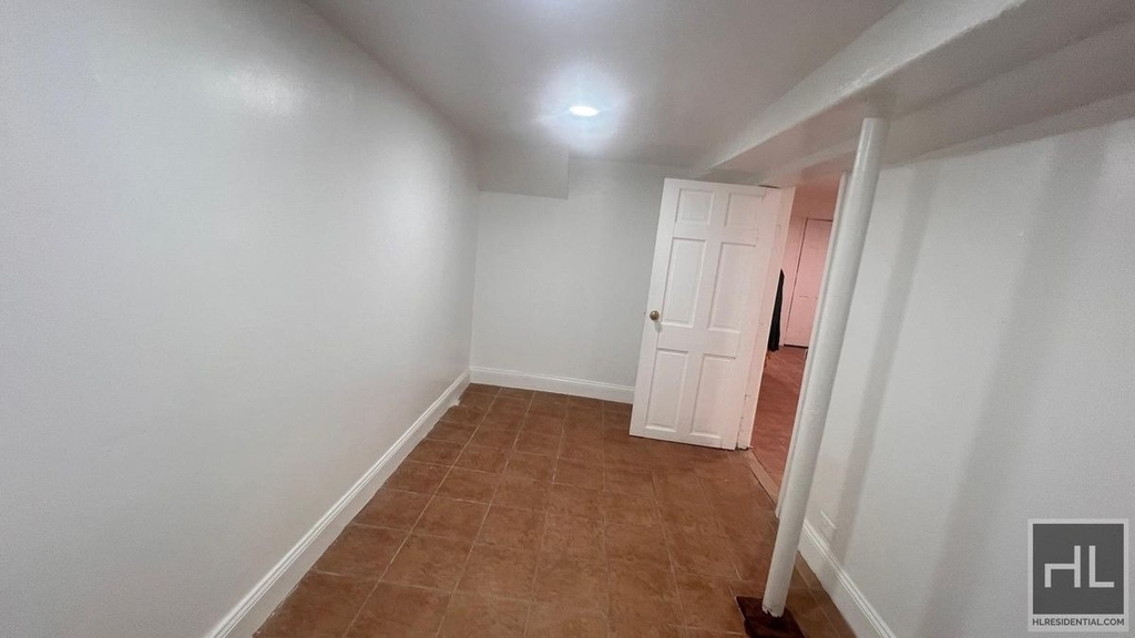 75-15 97th Avenue - Photo 10