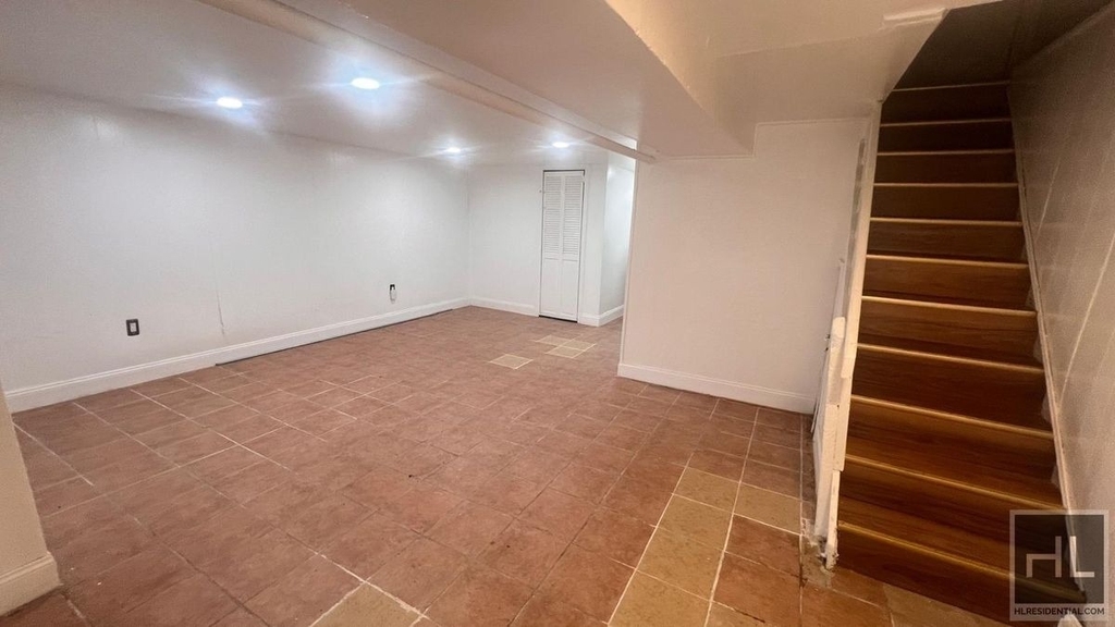 75-15 97th Avenue - Photo 4