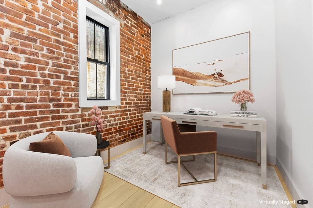 356 W 48th Street - Photo 8