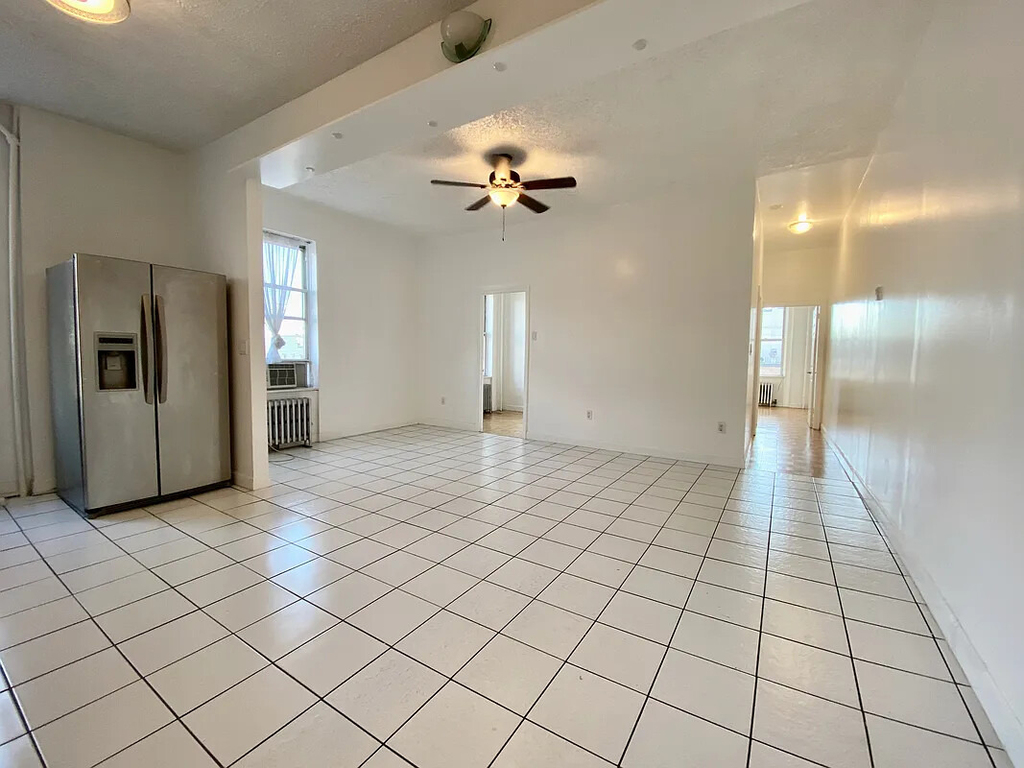 253 Nassau Avenue - Photo 0