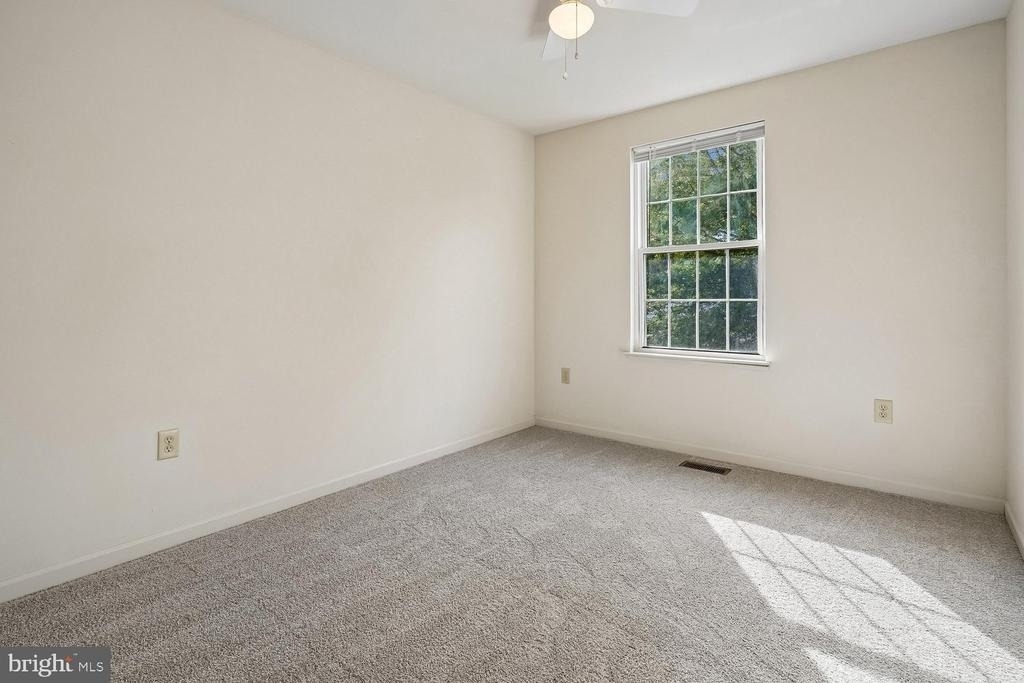 100 Belladonna Lane - Photo 12