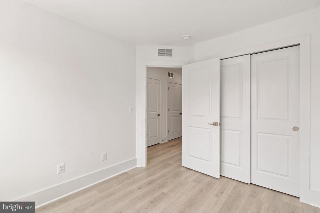 9207 Forkleaf Oak Dr - Photo 37