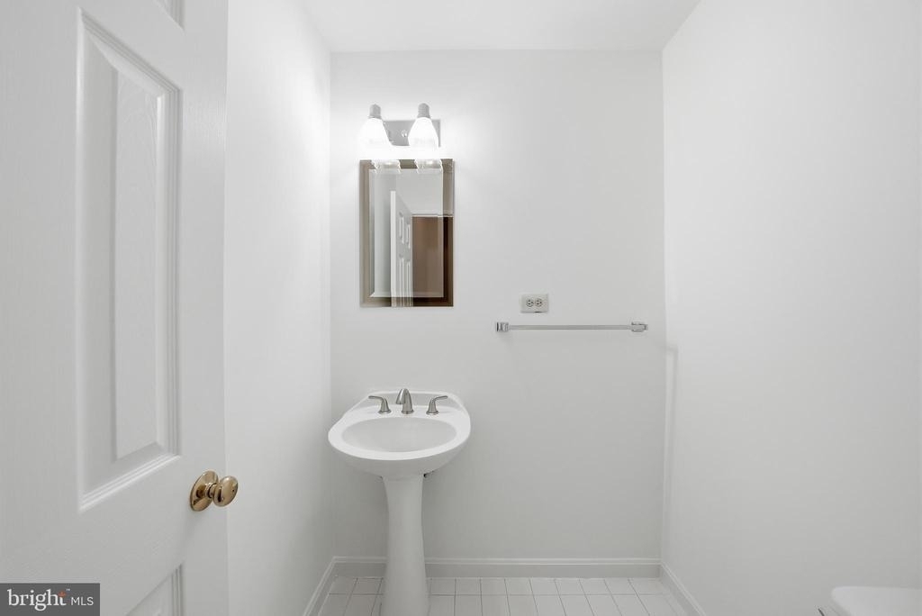 46733 Woodmint Terrace - Photo 27
