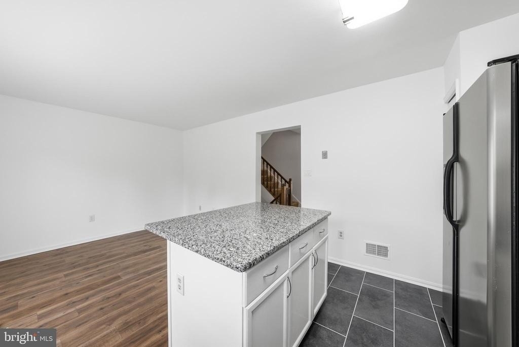 46733 Woodmint Terrace - Photo 11