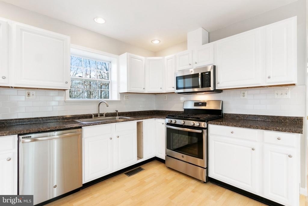 6341 Dogwood Place - Photo 12
