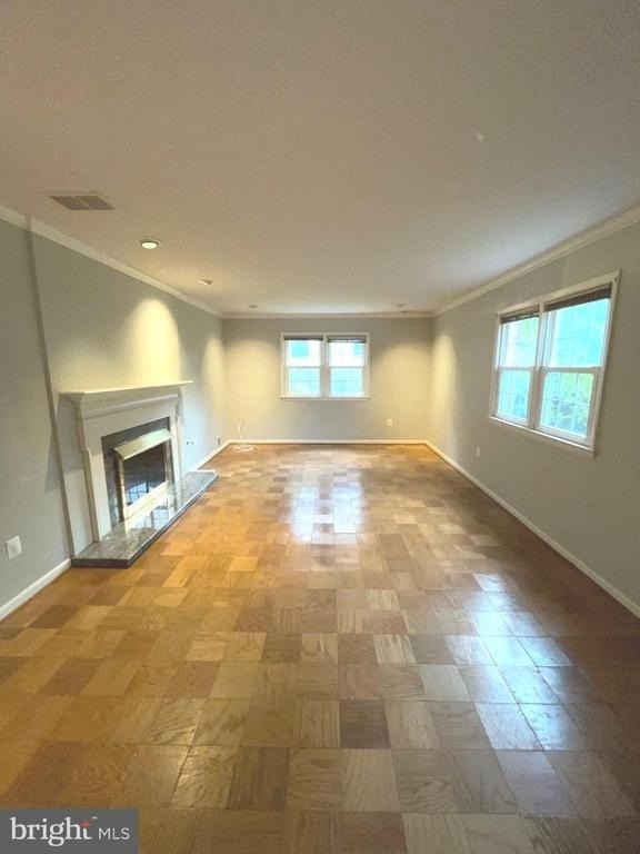6933 Tyndale Street - Photo 2