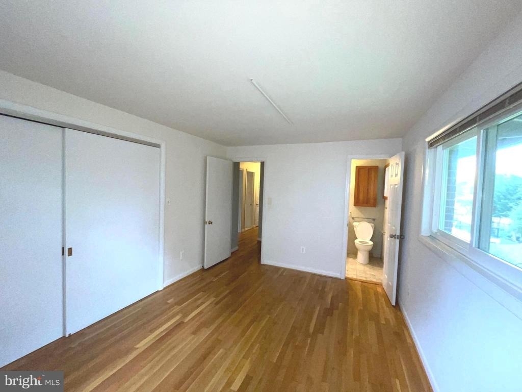 6933 Tyndale Street - Photo 7