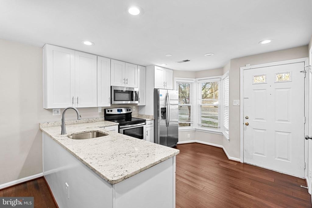 2110 Whisperwood Glen Lane - Photo 4