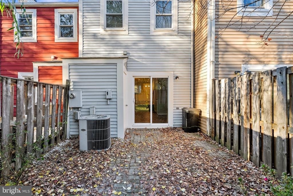 2110 Whisperwood Glen Lane - Photo 24
