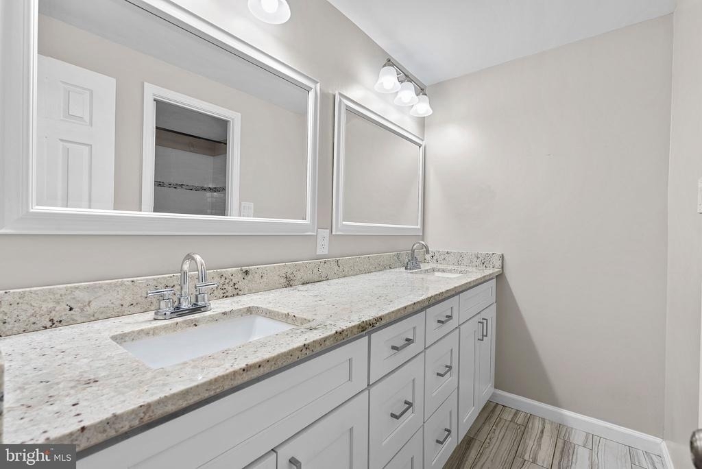 2110 Whisperwood Glen Lane - Photo 16