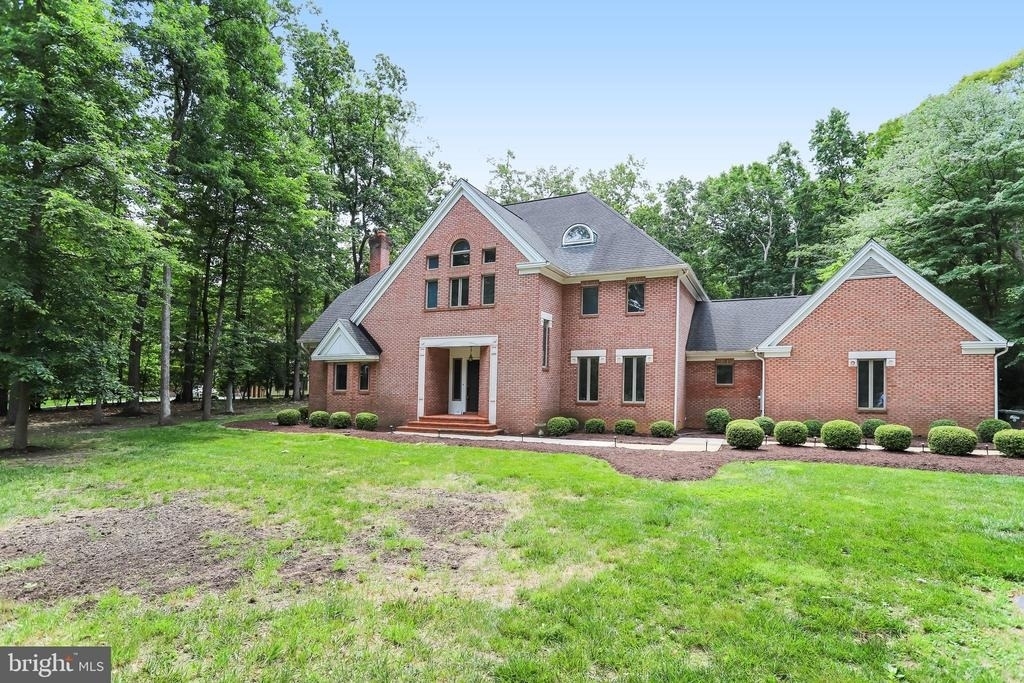 11109 Elmview Place - Photo 0