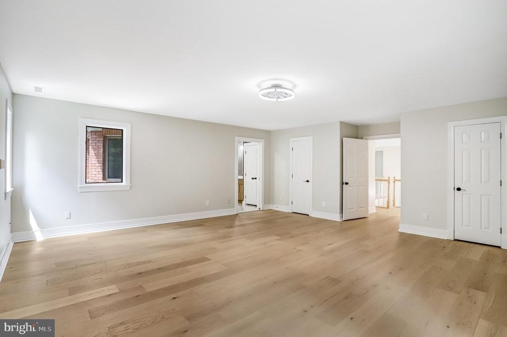 11109 Elmview Place - Photo 15