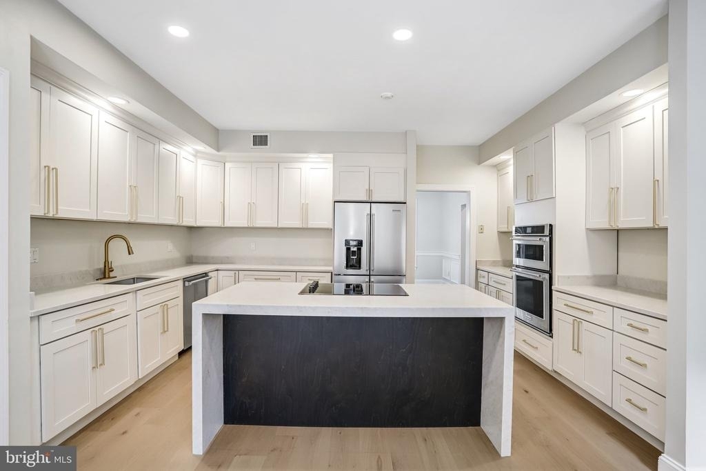 11109 Elmview Place - Photo 7