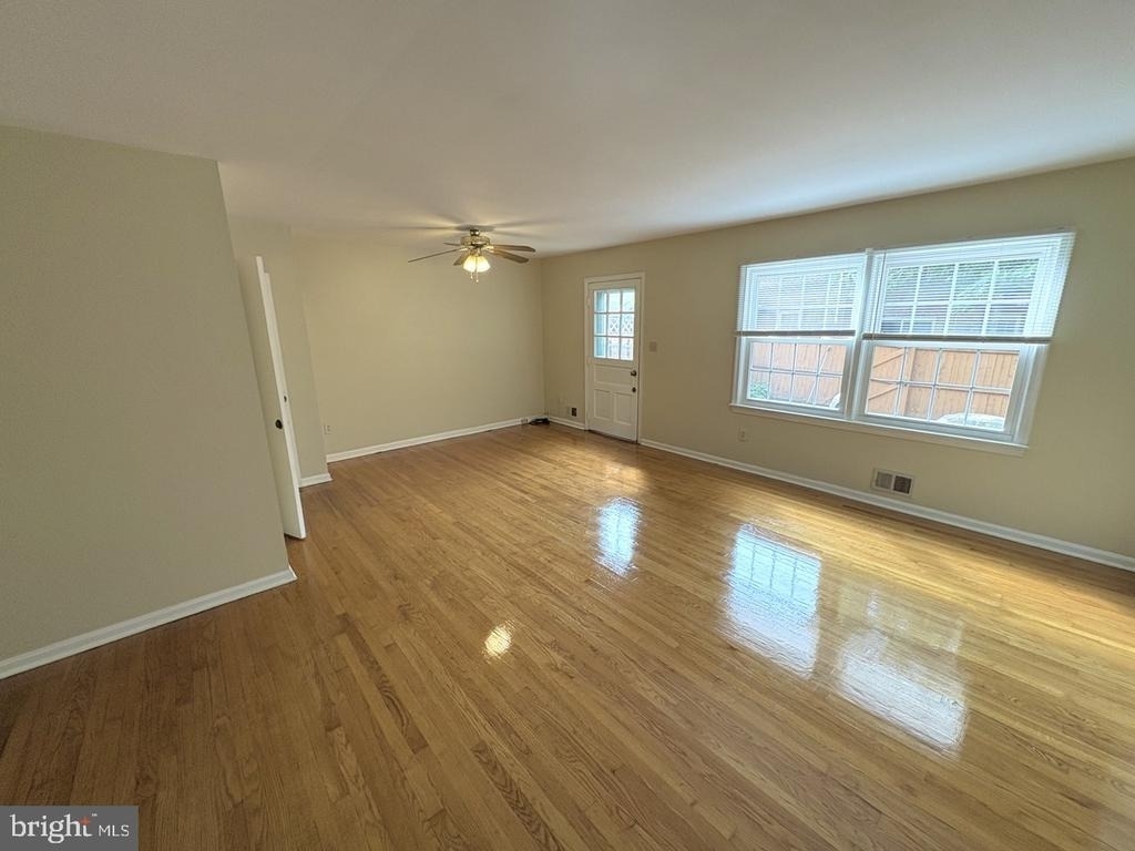 3156 Cedar Grove Drive - Photo 3