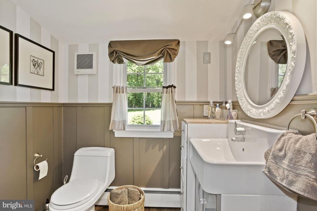 636 Walker Road - Photo 18