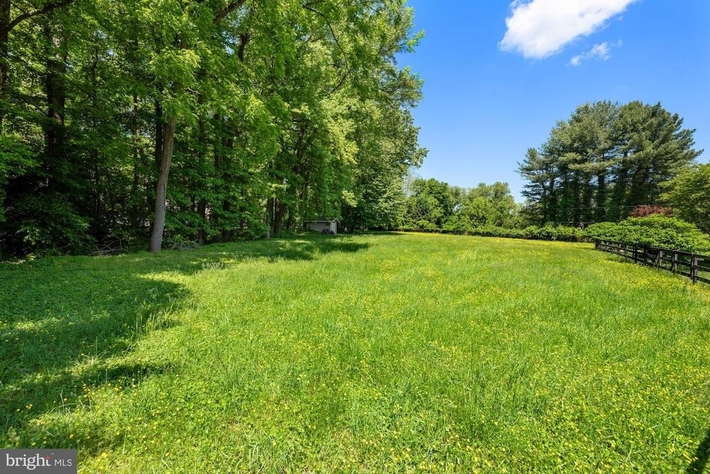 636 Walker Road - Photo 8