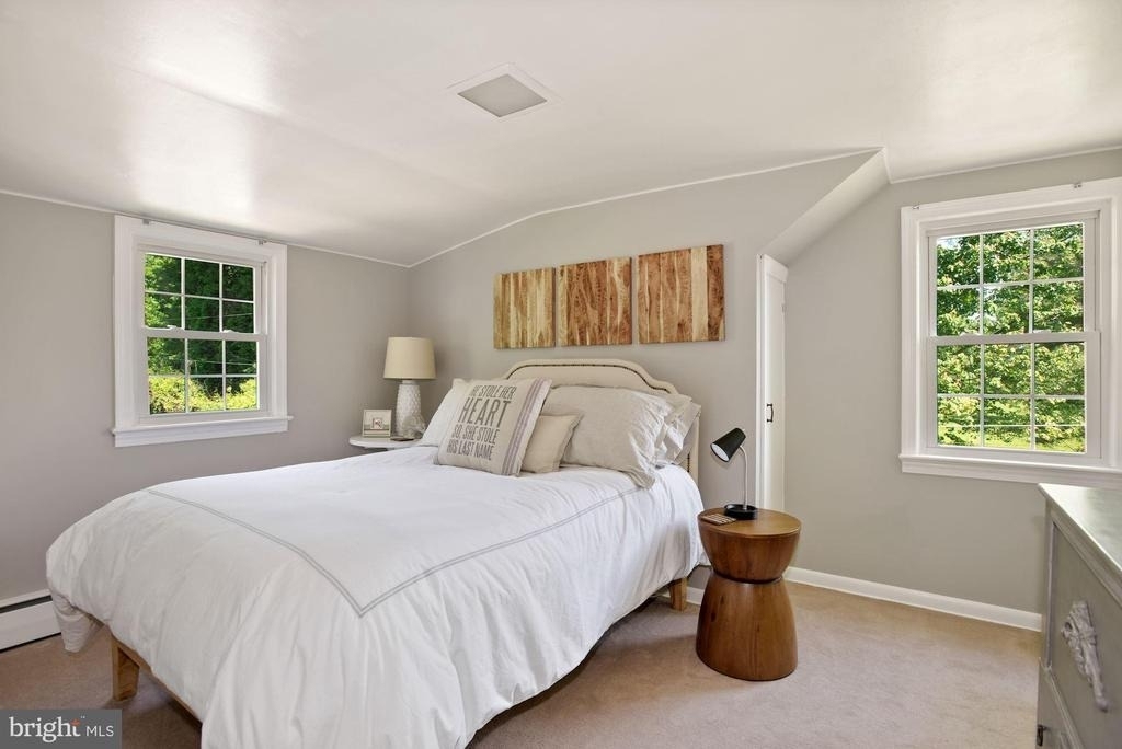 636 Walker Road - Photo 17