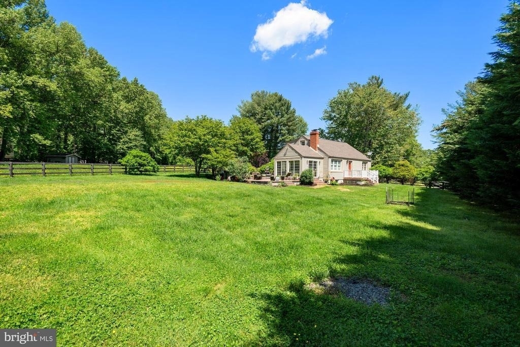 636 Walker Road - Photo 7