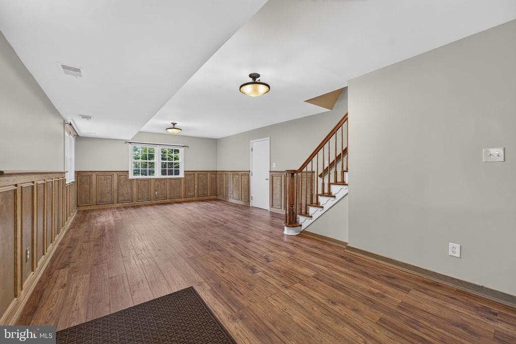 6443 Walters Woods Drive - Photo 45