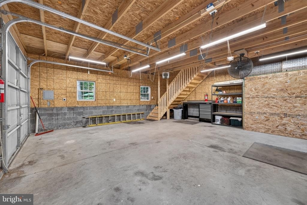 6443 Walters Woods Drive - Photo 76