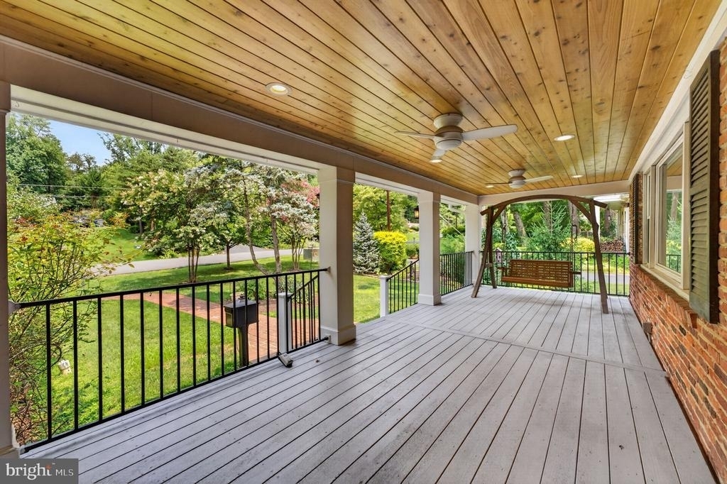 6443 Walters Woods Drive - Photo 3