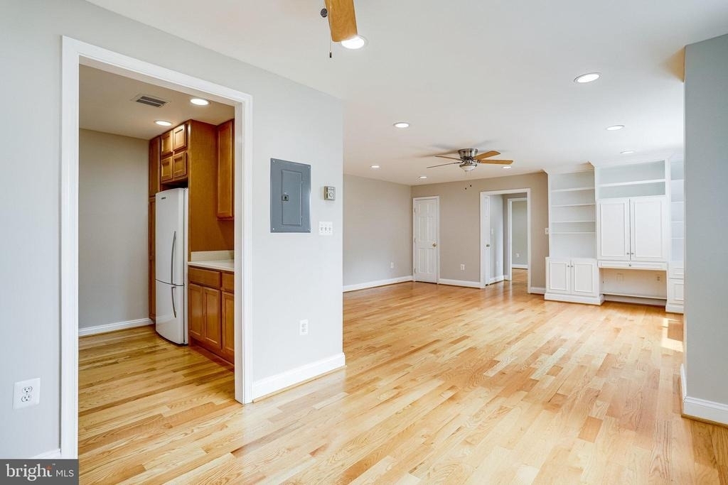 3515 Washington Boulevard - Photo 1