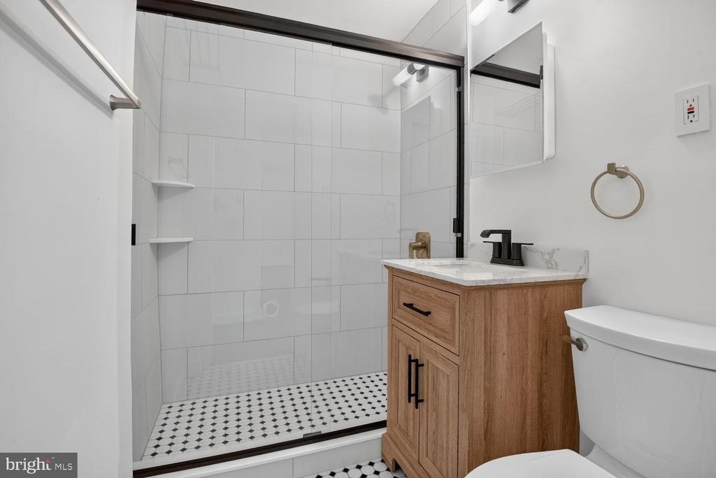 1210 N Taft Street - Photo 9