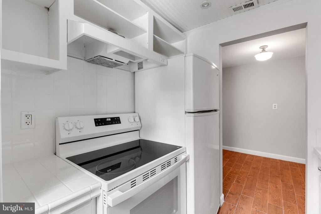 702 S Arlington Mill Drive - Photo 8