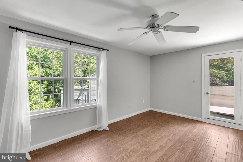 702 S Arlington Mill Drive - Photo 12