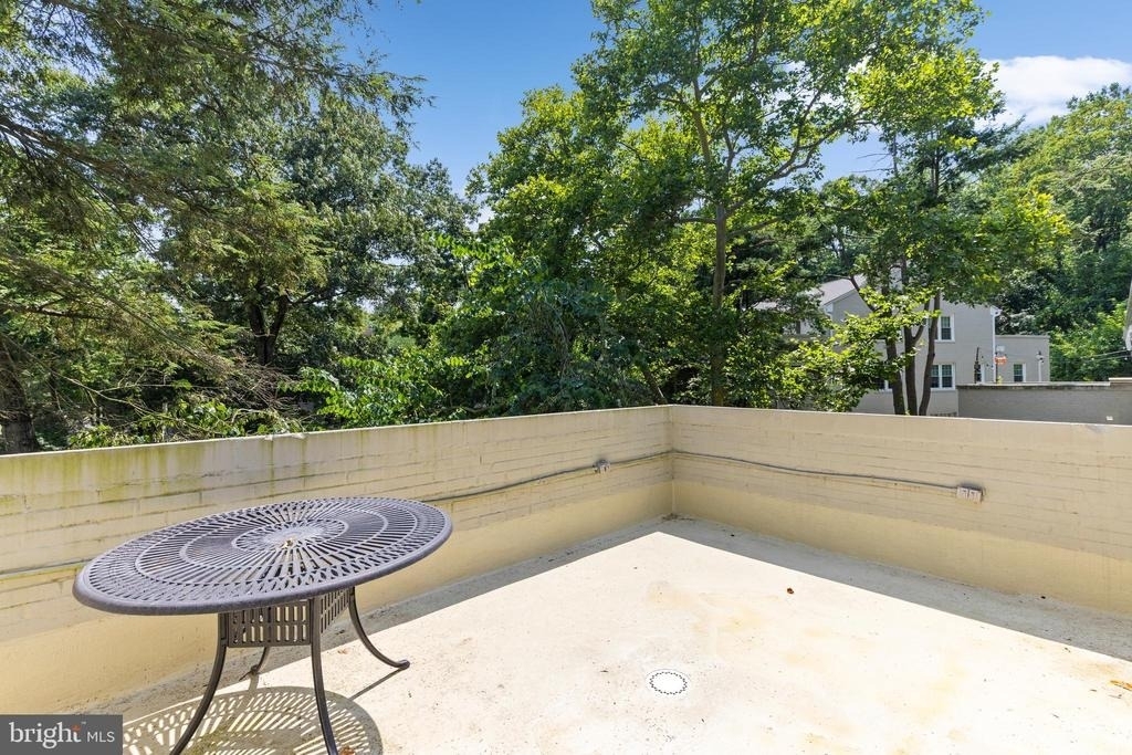 702 S Arlington Mill Drive - Photo 18