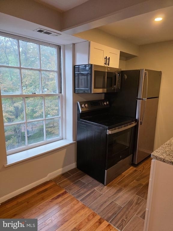 100 N 3rd Street - Photo 2