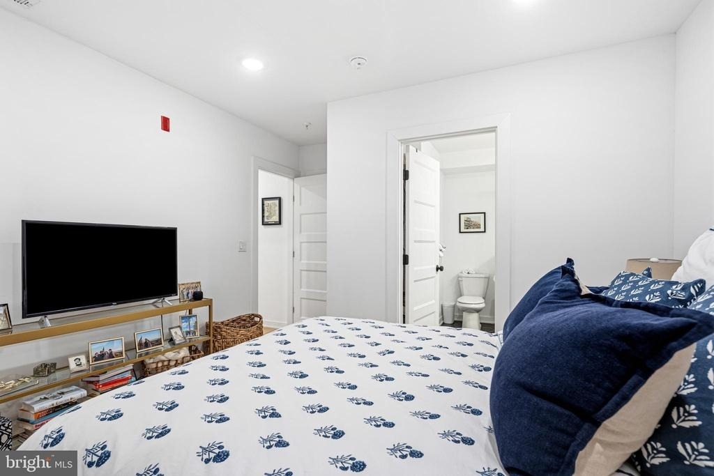 1206 N Orianna Street - Photo 9