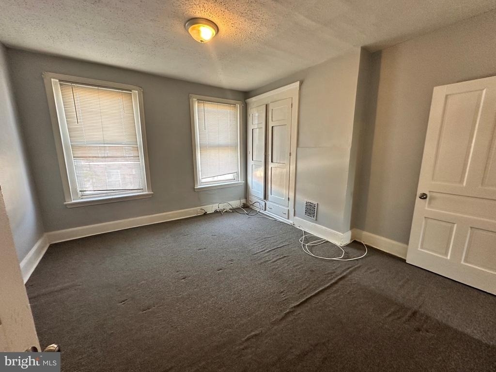 1836 E Westmoreland Street - Photo 11