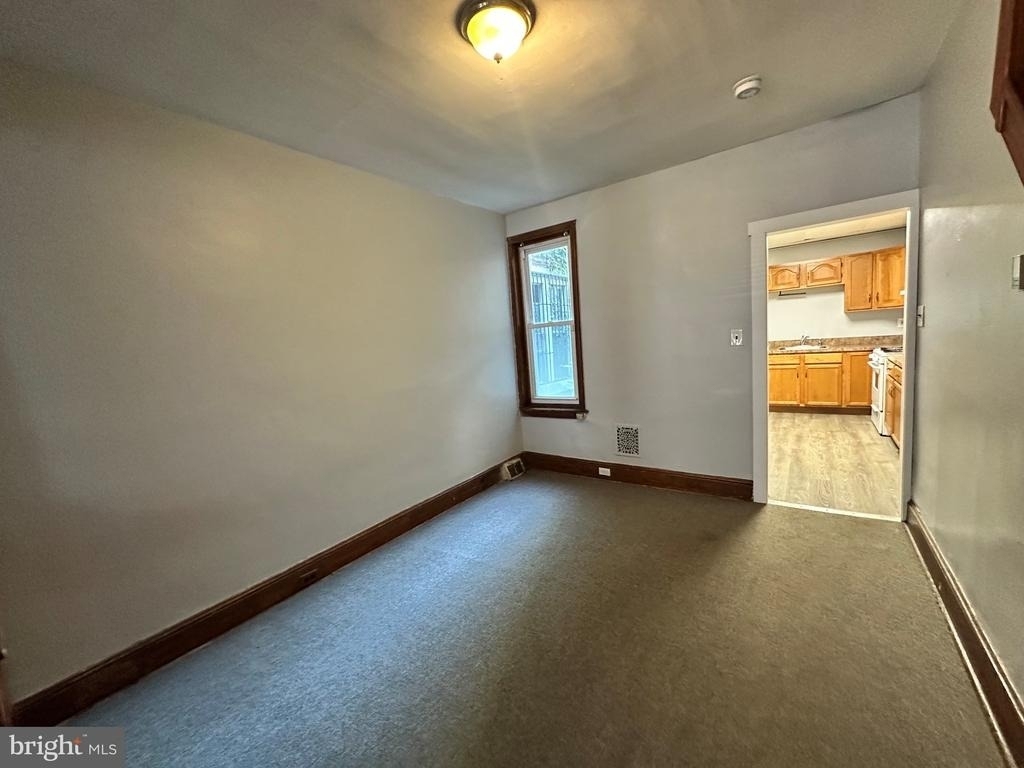 1836 E Westmoreland Street - Photo 4