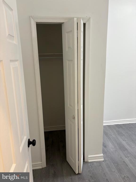 1733 W Erie Avenue - Photo 2