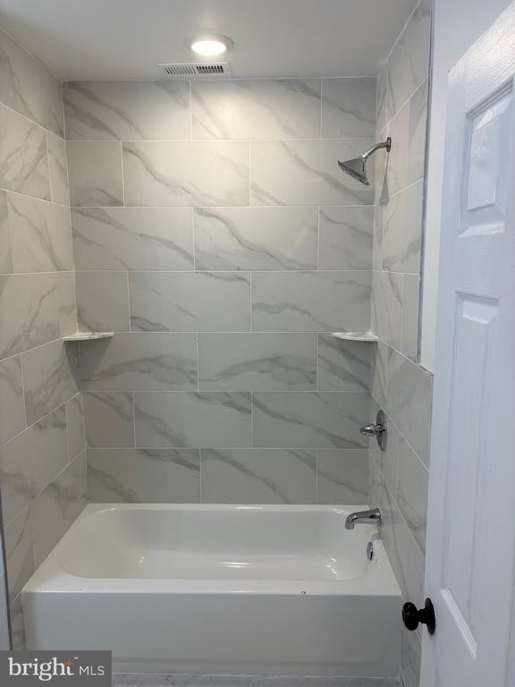 1733 W Erie Avenue - Photo 9