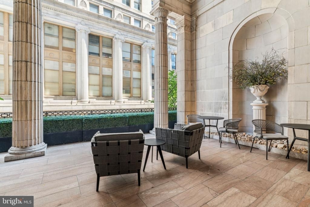 875 Sansom Street - Photo 30
