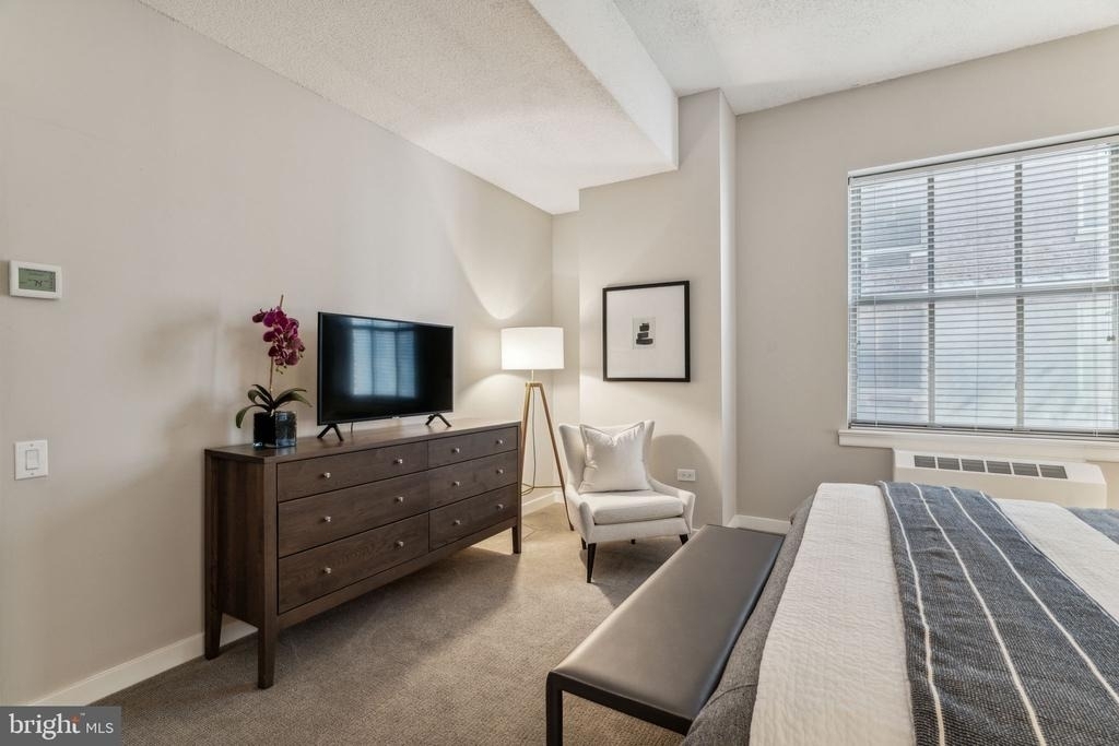 875 Sansom Street - Photo 16