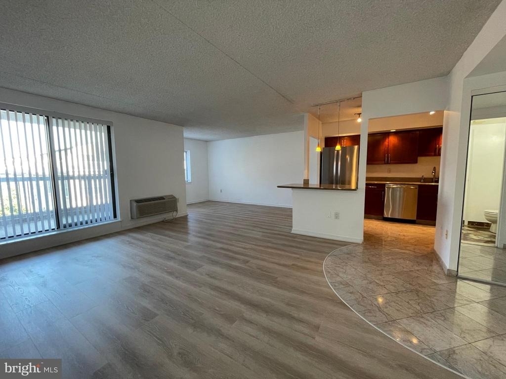 530 S 2nd Street - Photo 0