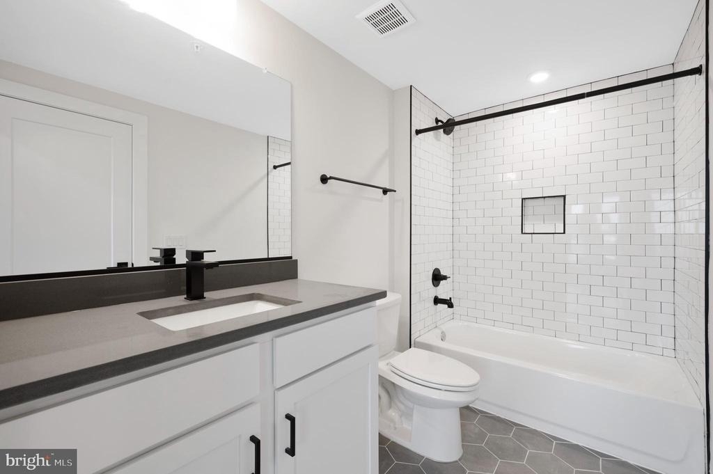 1721 N 21st Street - Photo 8