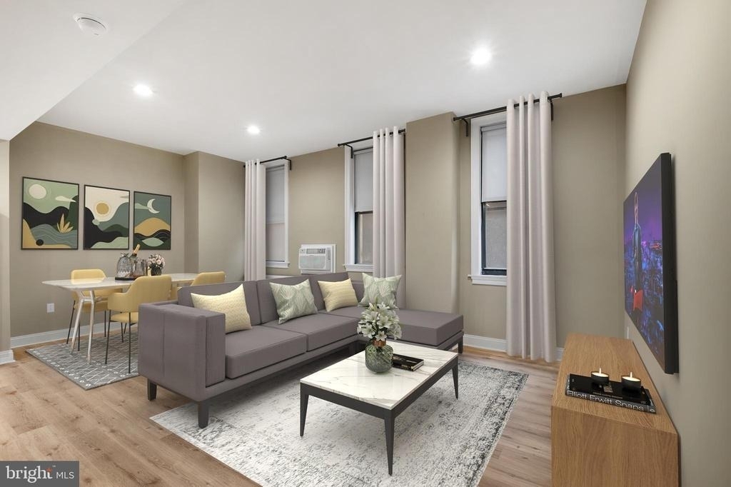 1218 Walnut Street - Photo 0