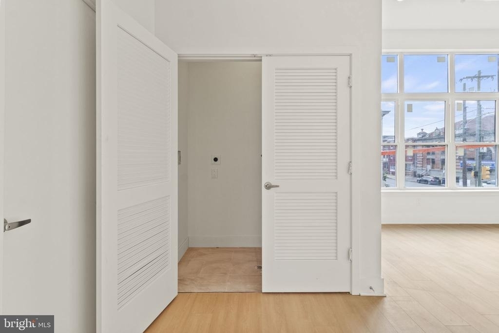 3952 Lancaster Avenue - Photo 5