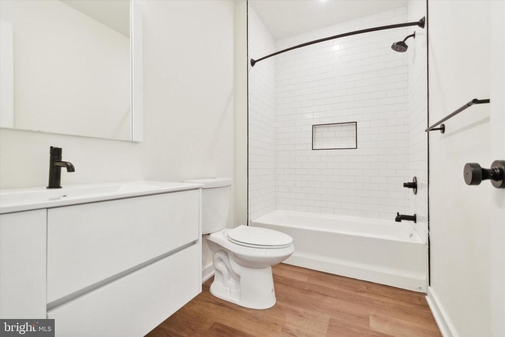 2513 N Howard Street - Photo 8