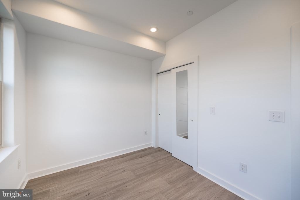 2137 Cross Street - Photo 12
