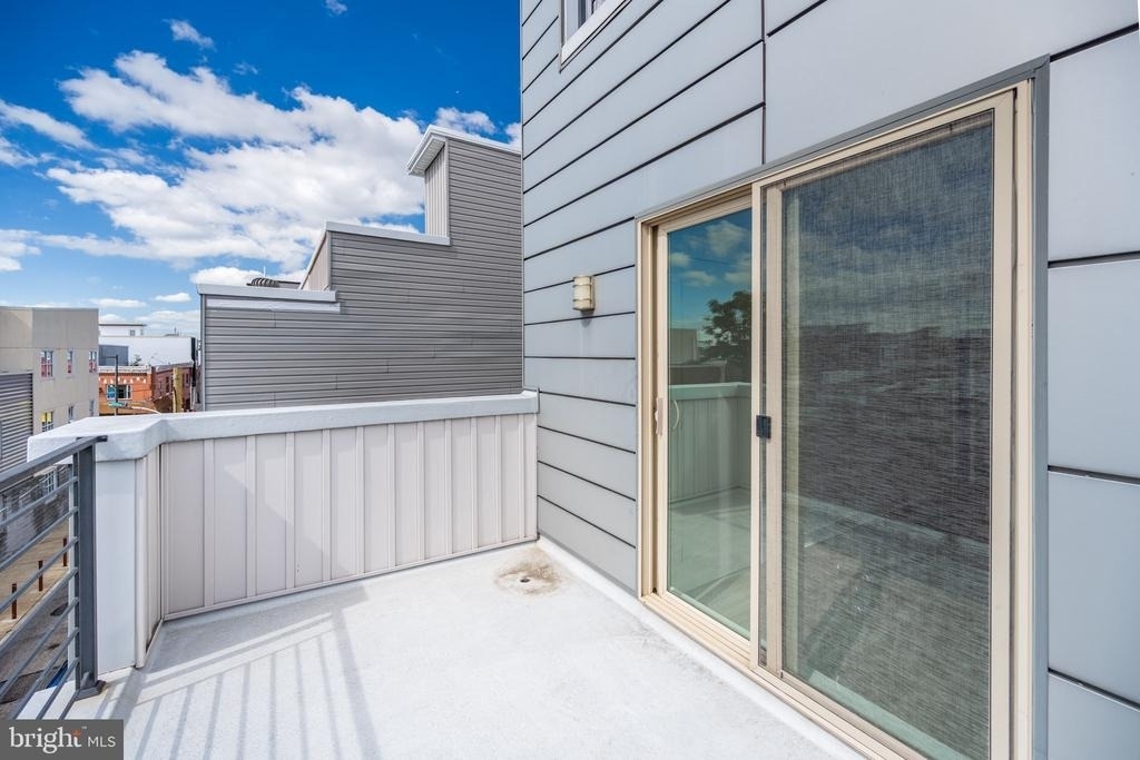 2137 Cross Street - Photo 27