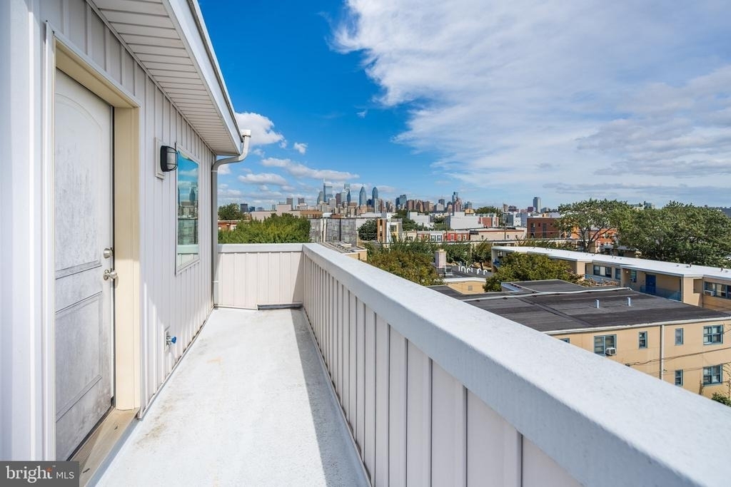 2137 Cross Street - Photo 34
