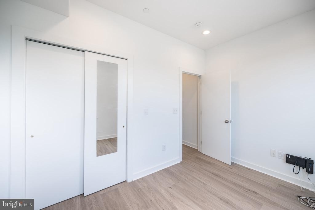 2137 Cross Street - Photo 13
