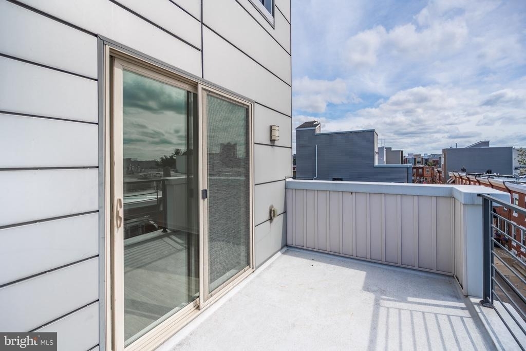 2137 Cross Street - Photo 26