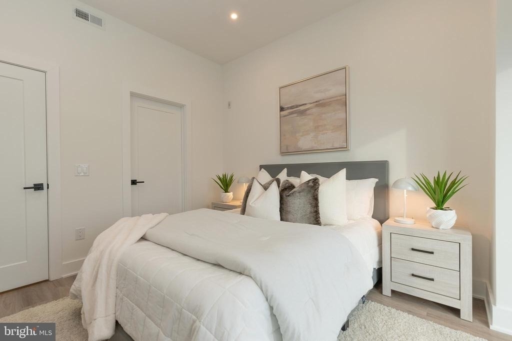 1421 E Columbia Avenue - Photo 15